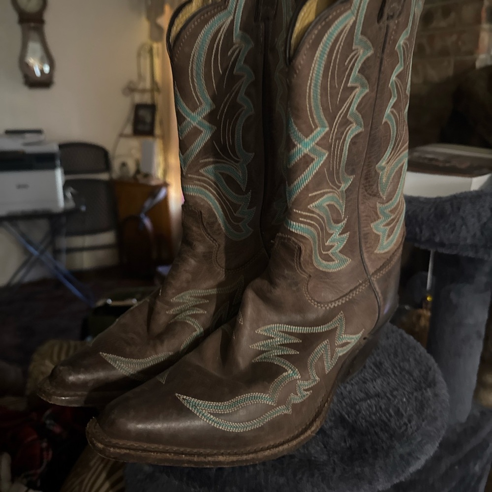 Justin Boots Brown and Teal Heeled Boots